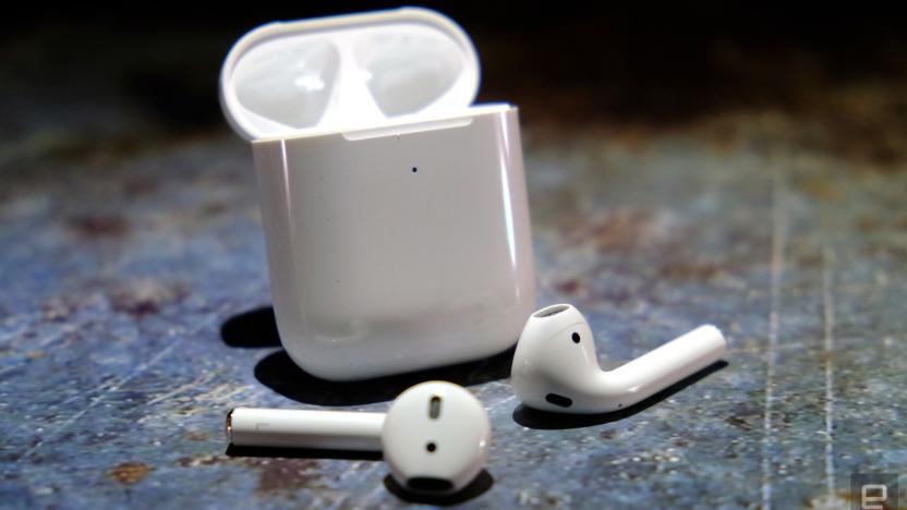Apple&#39;s second-generation AirPods drop to $89 ahead of Black Friday