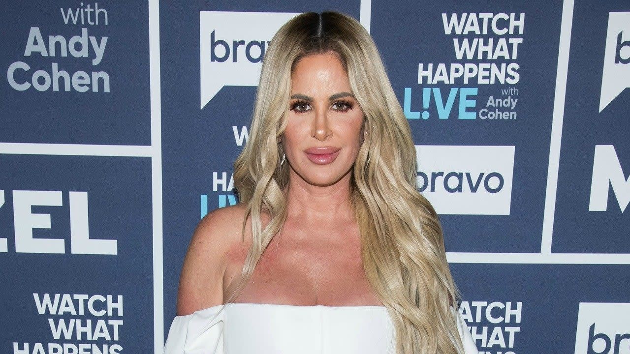 Kim Zolciak Accused Of Photoshopping Her Year Old Daughters Nose My Xxx Hot Girl 1684