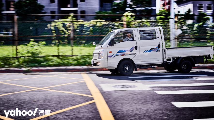 兩排椅的好、帶過工班就知道！Hyundai Porter小霸王雙廂車型試駕！ - 23