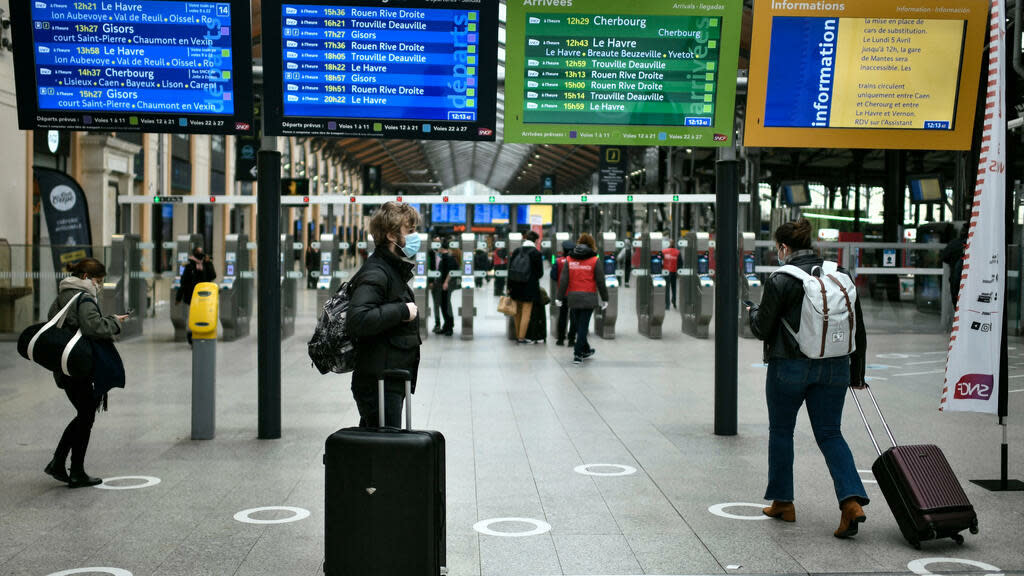 Covid-19 in France: positive cases jump, wearing a mask back in transport