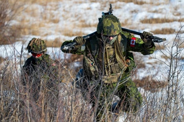 Edmonton soldiers head to Wainwright for 'large-scale ...