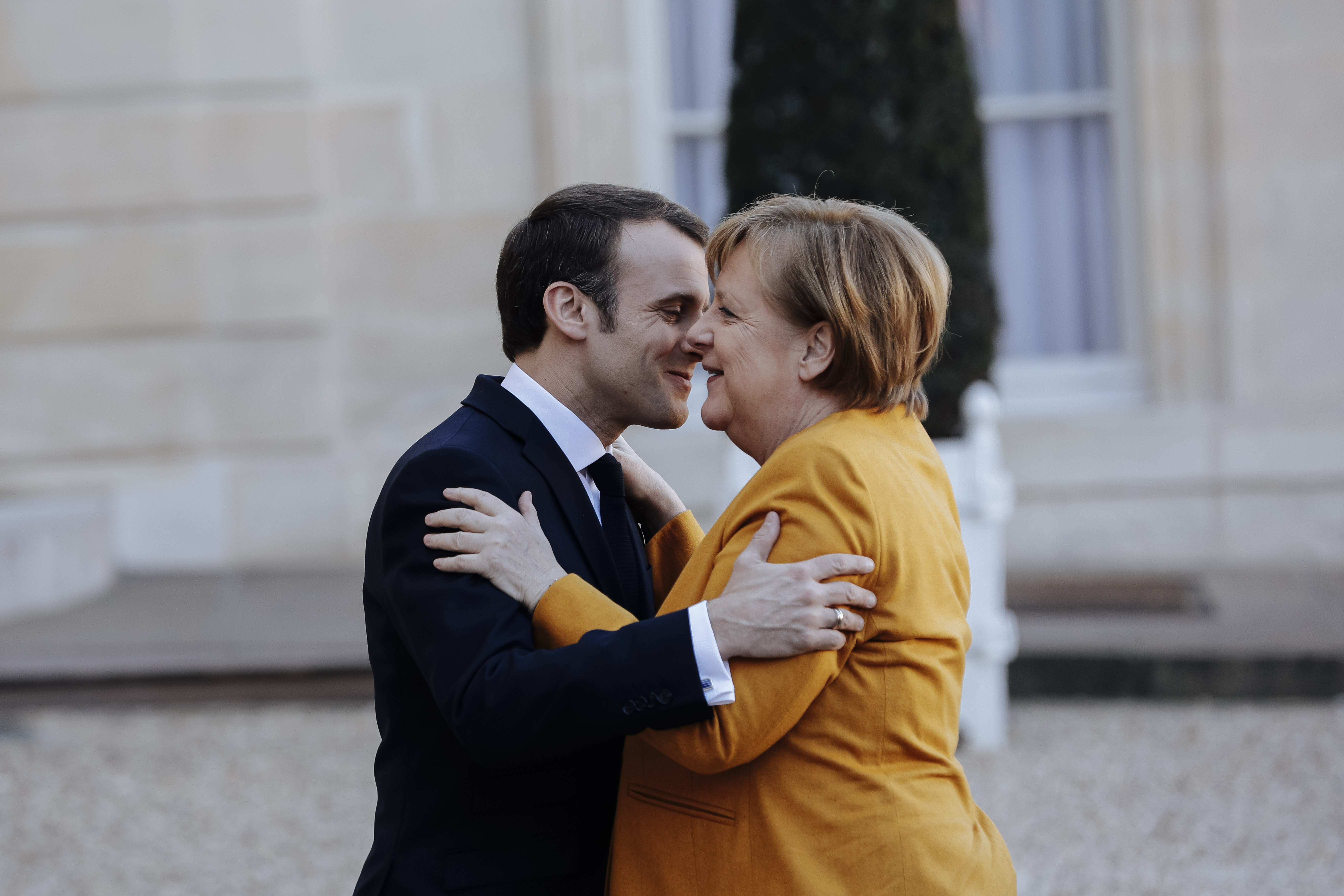 macron merkel cryptocurrency