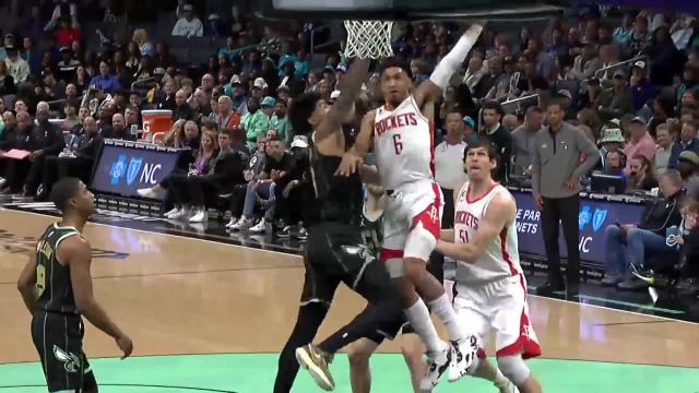 Boban Marjanovic with a dunk vs the Charlotte Hornets