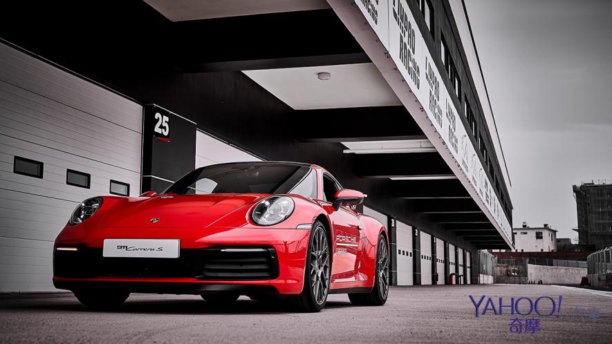 彎得出去、飆得起來！2019 Porsche 992世代911 Carrera S & 4S賽道試駕！ - 15