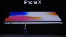 Apple, lo smartphone del futuro iPhone X non convince i mercati