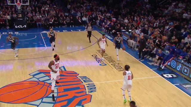 Spencer Dinwiddie with an and one vs the New York Knicks