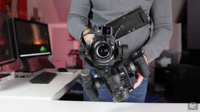 مراجعة DJI Ronin 4D