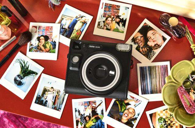 Fujfilm's Instax SQ40 marries retro charm with larger square film