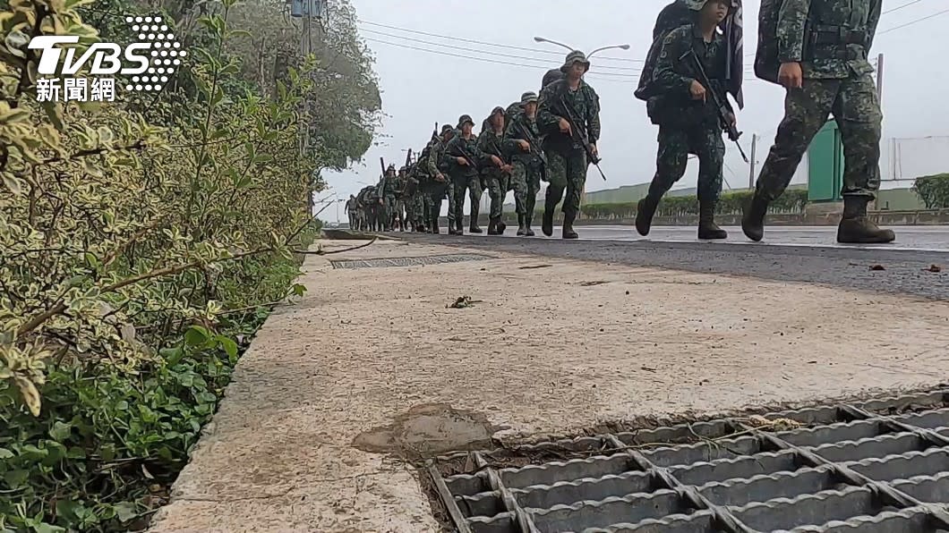 [情報] 打仗不是靠「高大上」軍武！ 國軍硬體不