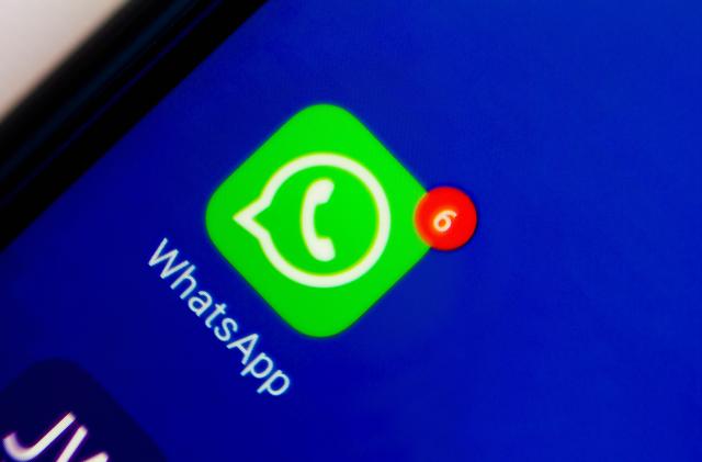 BRAZIL - 2020/08/28: In this photo illustration an icon of WhatsApp app displayed on a smartphone. (Photo Illustration by Rafael Henrique/SOPA Images/LightRocket via Getty Images)