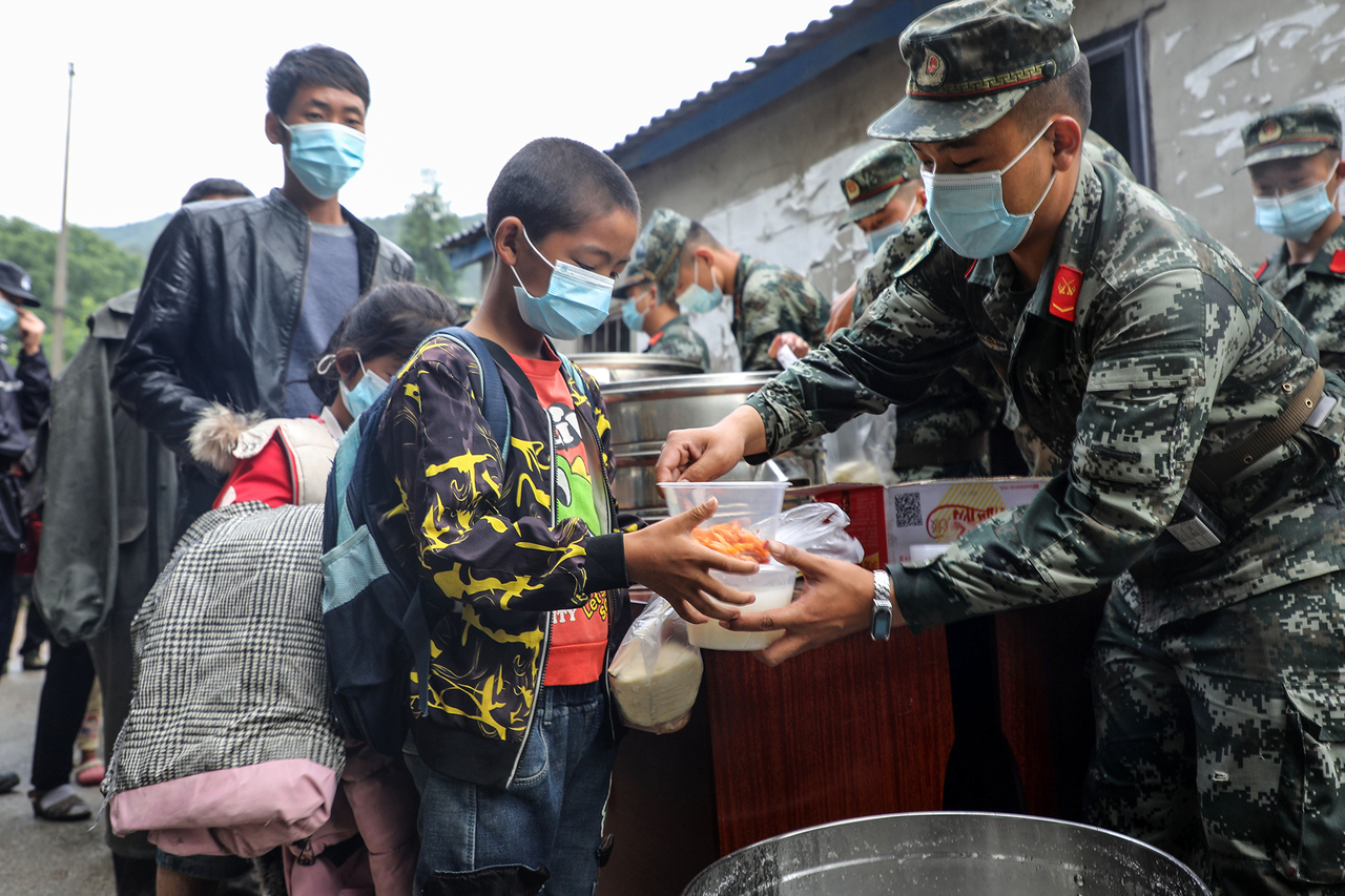 Coronavirus: China autoriza el uso de una vacuna en militares