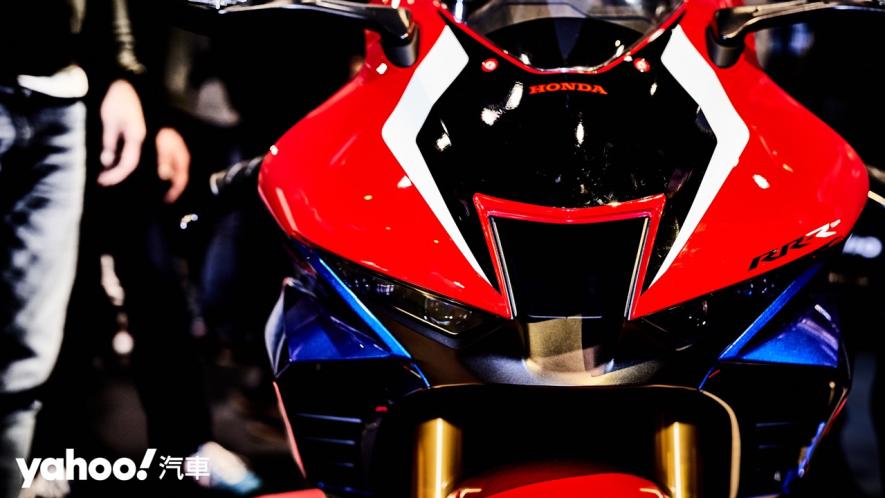 【米蘭車展】賽道本質全面進駐！2020 Honda CBR1000RR-R跑格實力大幅躍進！ - 7