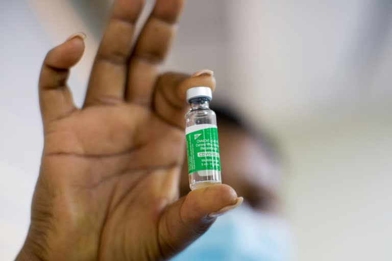 rollout of astrazeneca covid-19 vaccine halted in south africa after study