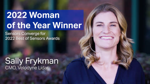 Sally Frykman, directrice du marketing de Velodyne Lidar, remporte le prix de la Femme de l’année à l’occasion de la conférence de Sensors Converge