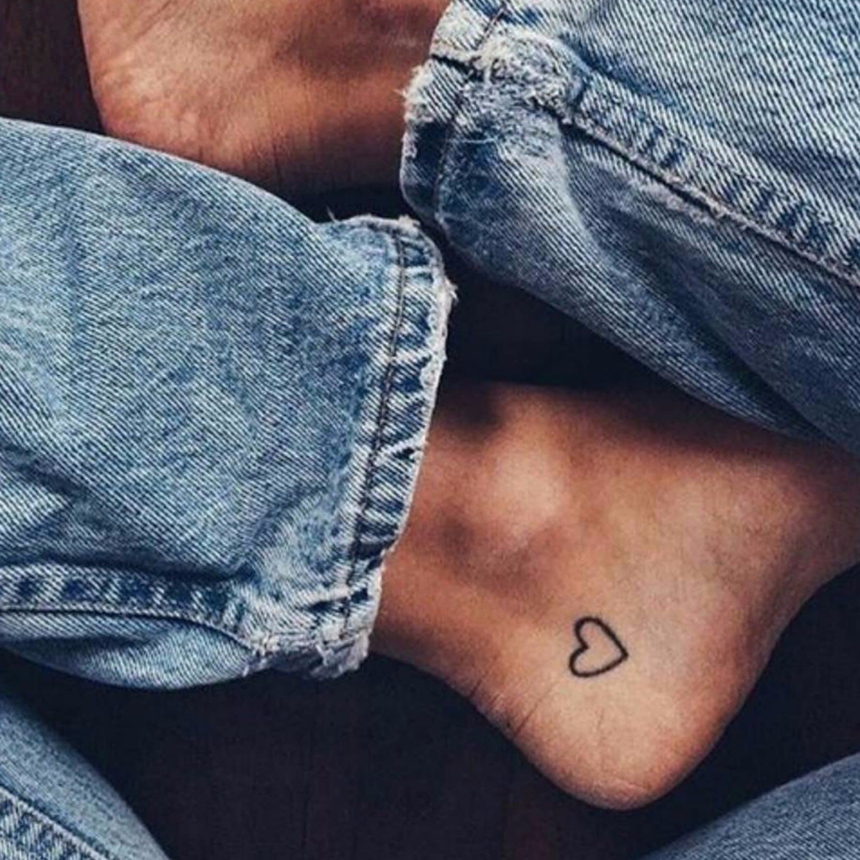 50+ Tiny Ankle Tattoo Ideas For Your Very First Ink