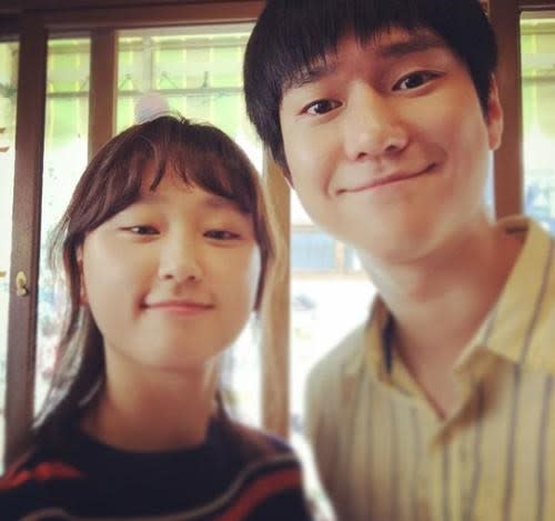 Ryu Hye Young Drops A Selfie That She Took With Go Kyung Pyo