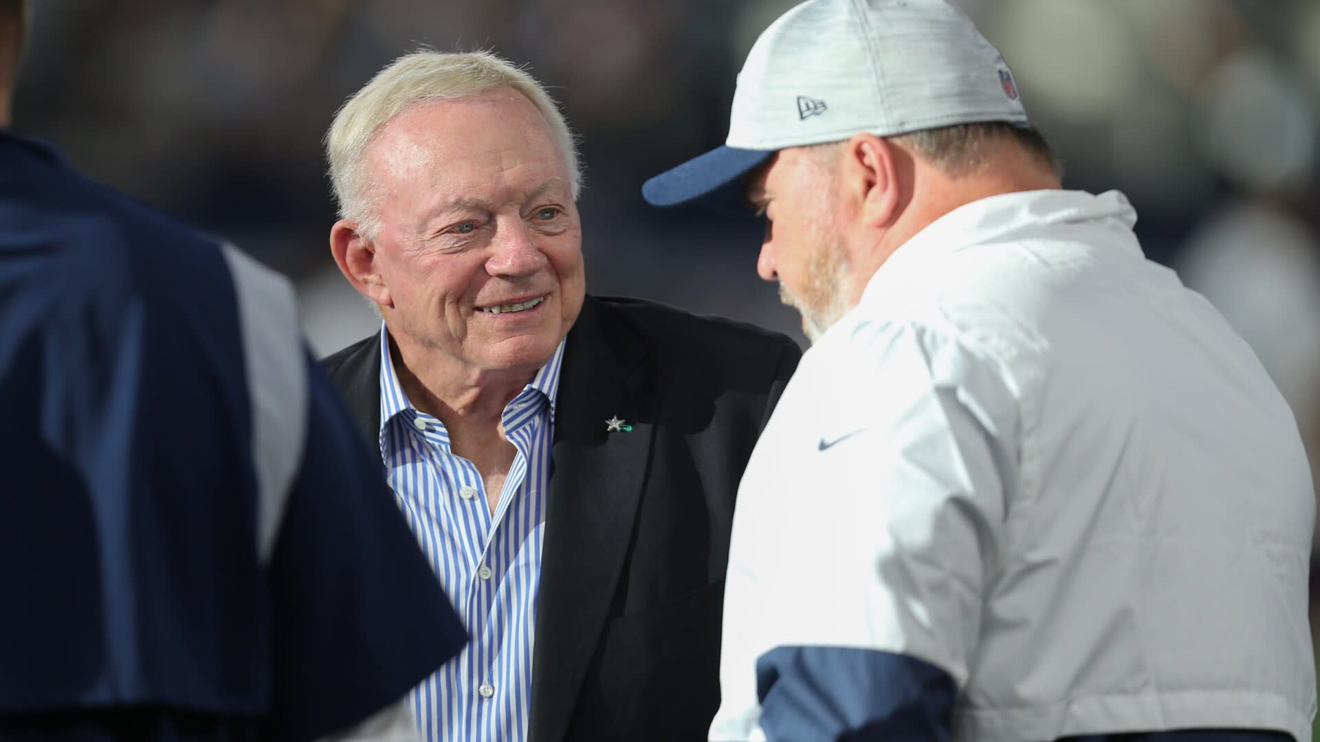 Jerry Jones turns up heat on Mike McCarthy, Cowboys