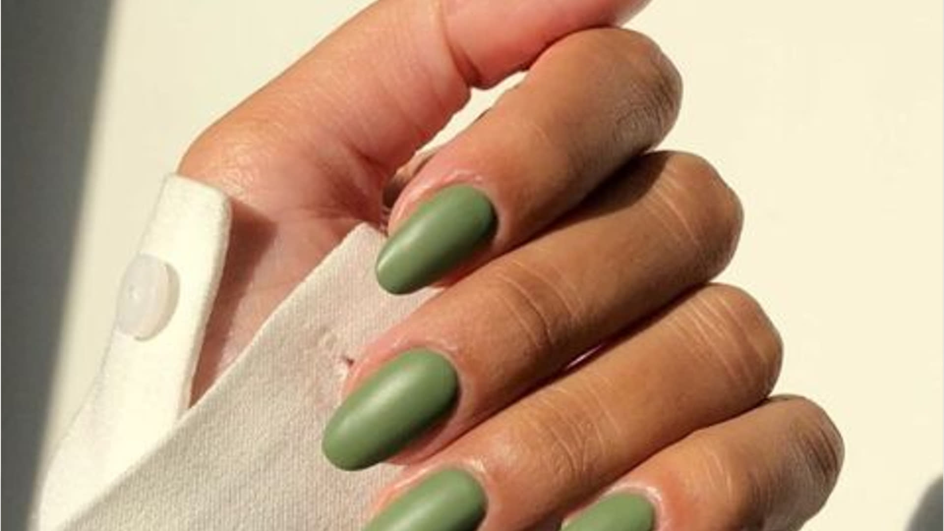 Vernis à ongles : voici LA couleur la plus tendance de l'automne