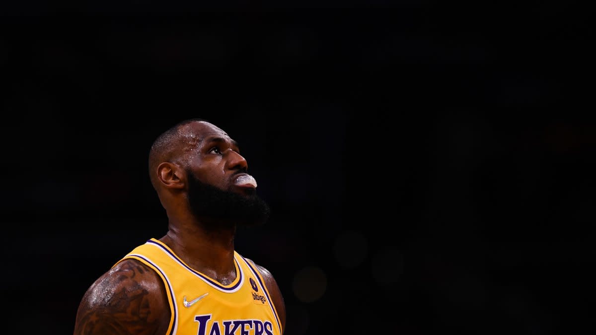 After his extension, LeBron James is already ready to leave the Lakers ...