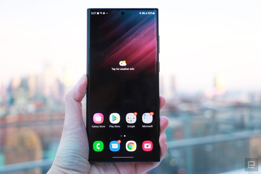Galaxy S22 Ultra: Hãy khám phá hình ảnh về Galaxy S22 Ultra của Samsung, chiếc smartphone vượt trội với nhiều tính năng ấn tượng. Với màn hình 120Hz, camera đỉnh cao và hiệu năng mạnh mẽ, chiếc điện thoại này sẽ khiến bạn trải nghiệm một trải nghiệm đỉnh cao.