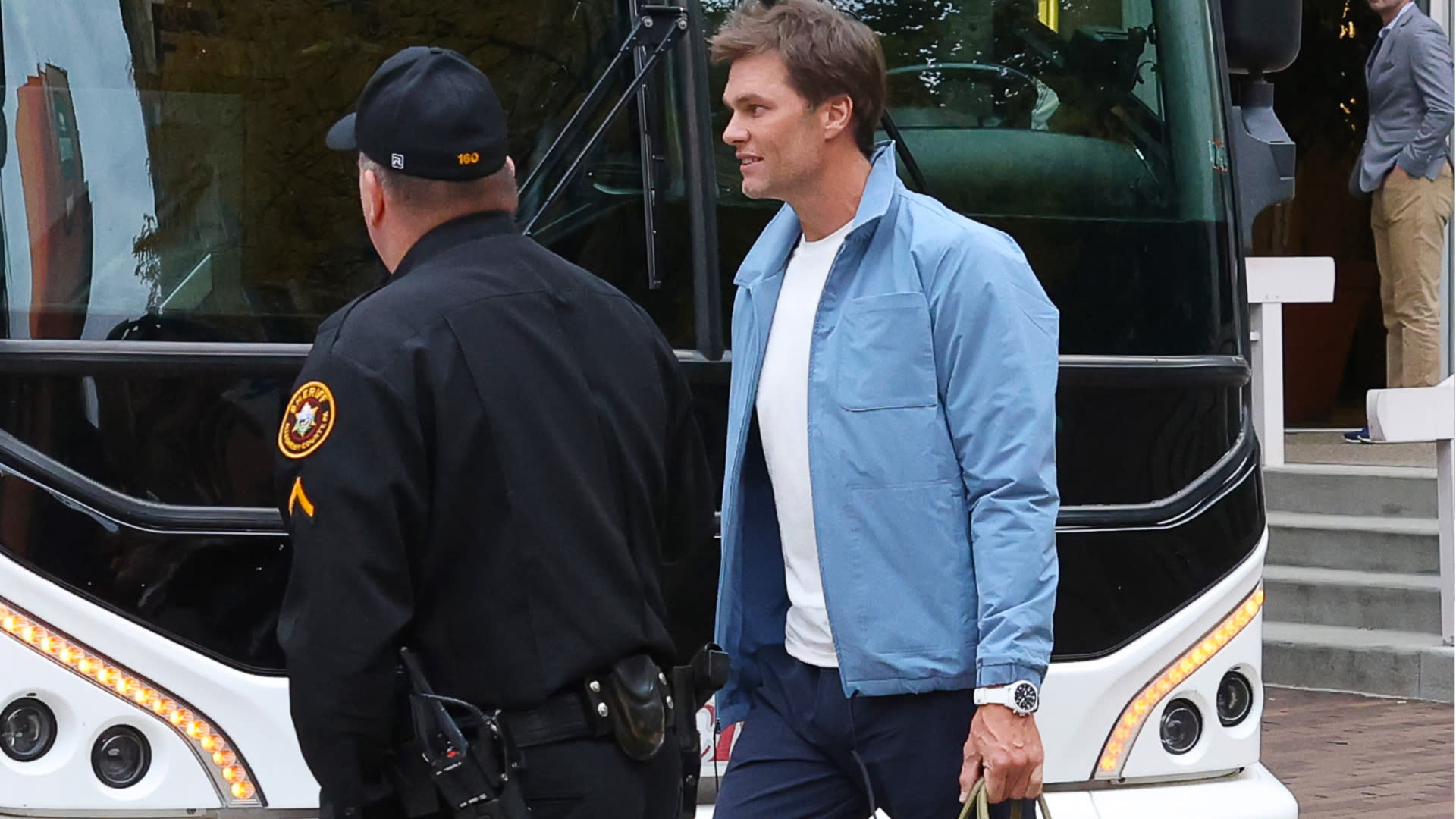 Tom Brady spotted without wedding band amid Gisele divorce rumors