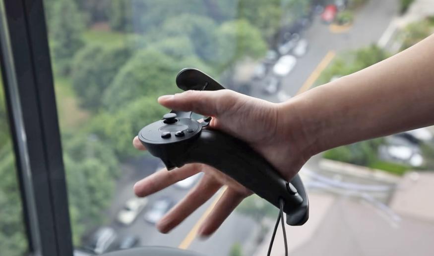 Valve's EV2 controller will let you squeeze things | Engadget