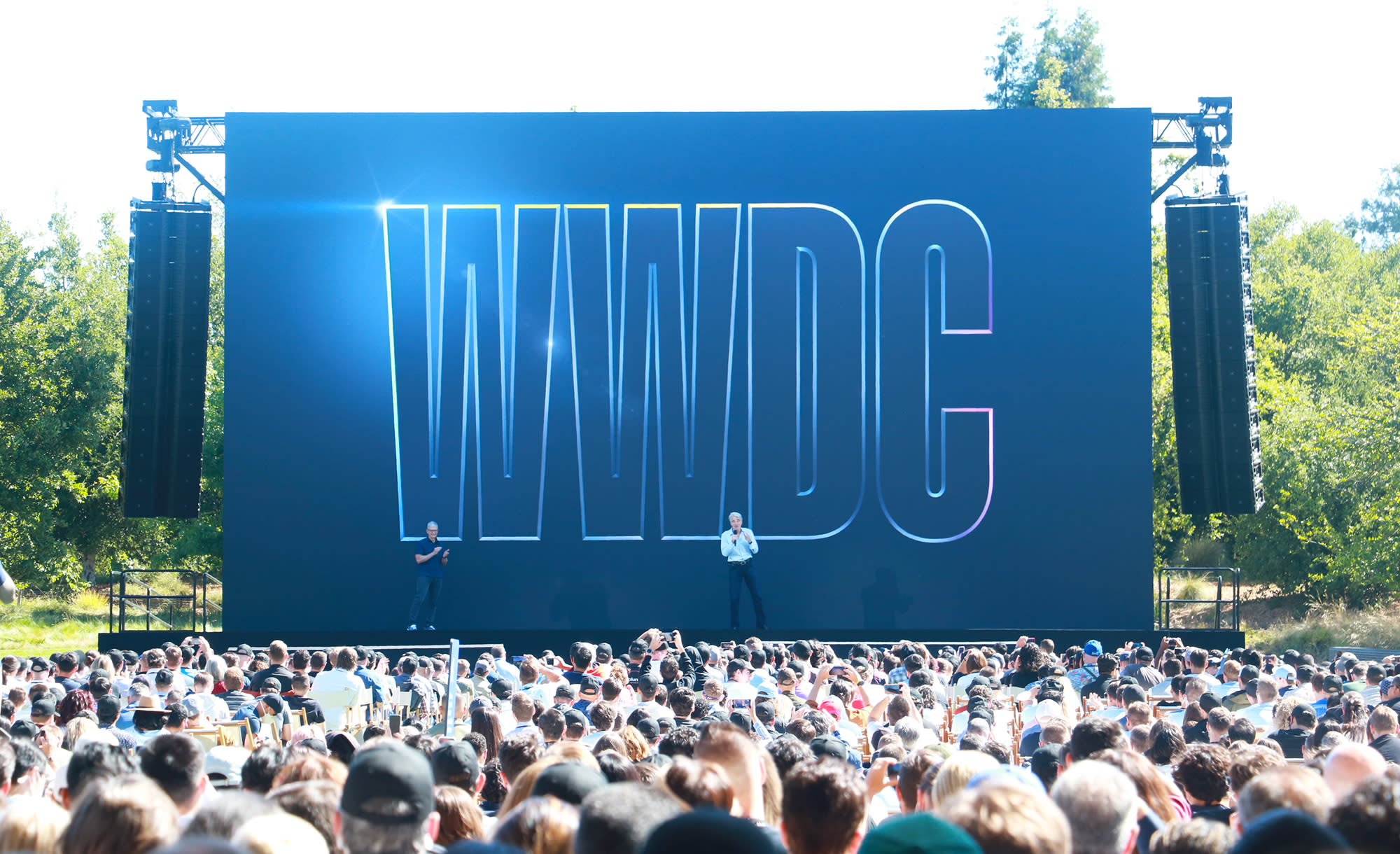 2022 wwdc air iphonegurmanbloomberg