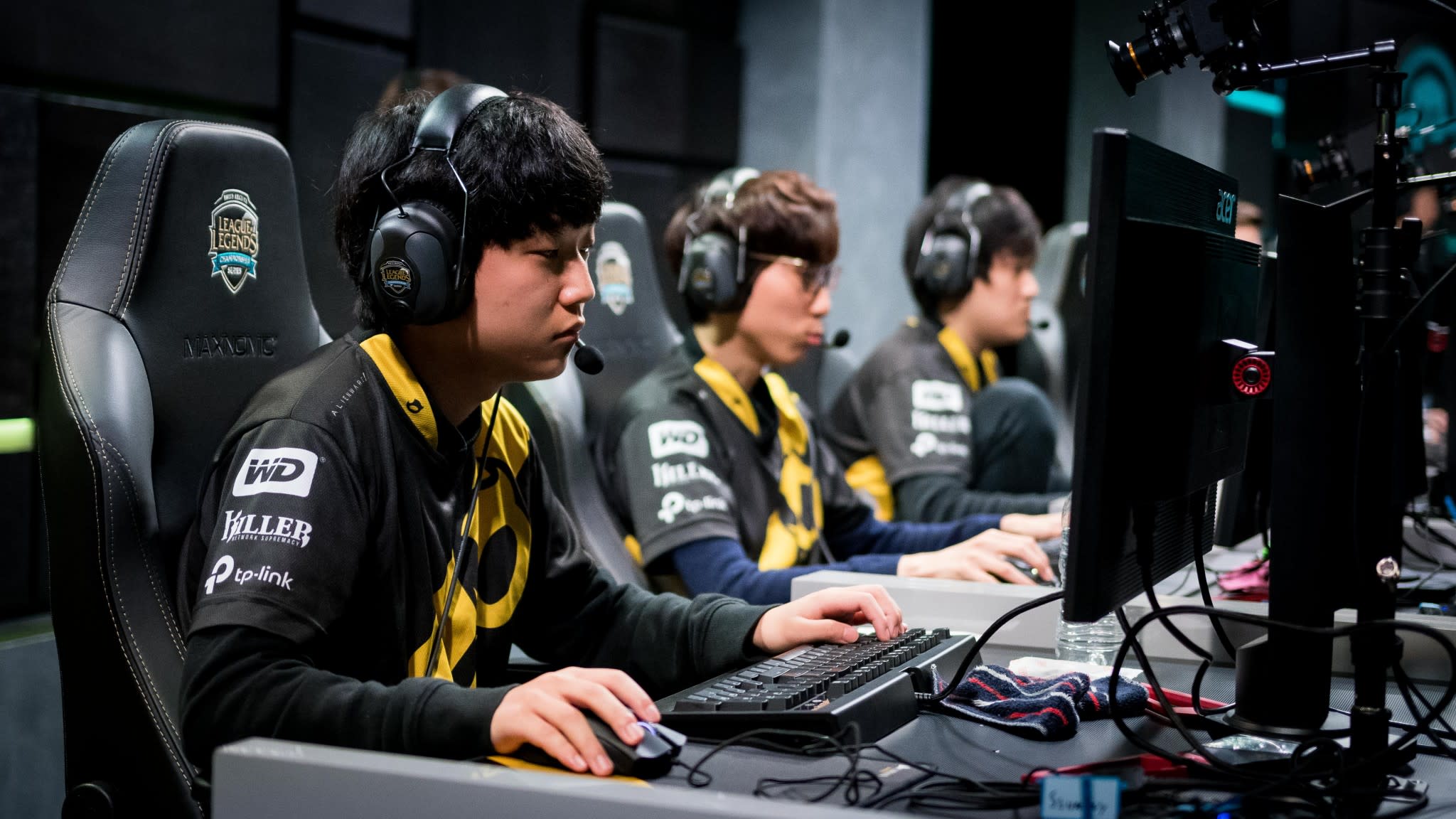 Dignitas expanding livestreams to Facebook, Ssumday and ... - 2048 x 1152 jpeg 353kB