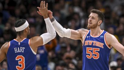 Getty Images - DENVER, CO - MARCH 21: Isaiah Hartenstein (55) high fives Josh Hart (3) of the New York Knicks after yamming on Michael Porter Jr. (1) of the Denver Nuggets during the second quarter at Ball Arena in Denver on Thursday, March 21, 2024. (Photo by AAron Ontiveroz/The Denver Post)