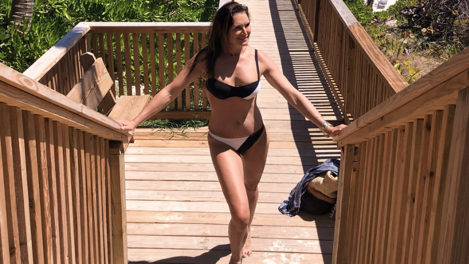 Sport bagagerum Ofre Meghan Markle's friend Jessica Mulroney fires back at body shamers after  posting swimsuit photo