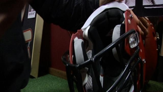 Riddell Unveils Football Helmets With Sensors