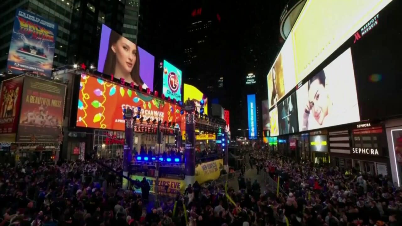 Jour de l'An: de Sydney à New York, les images du passage en 2024