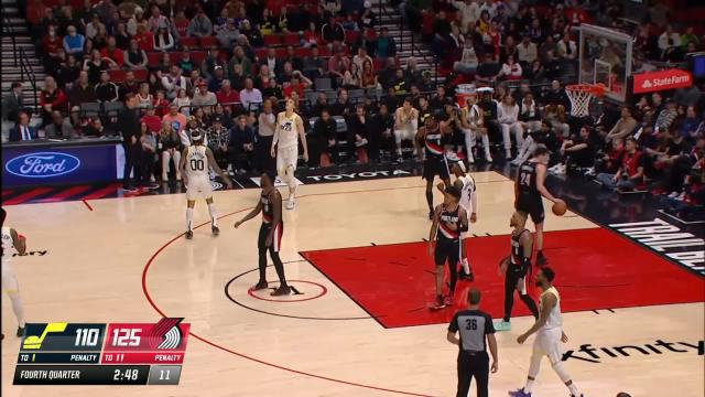 Jordan Clarkson with an and one vs the Portland Trail Blazers