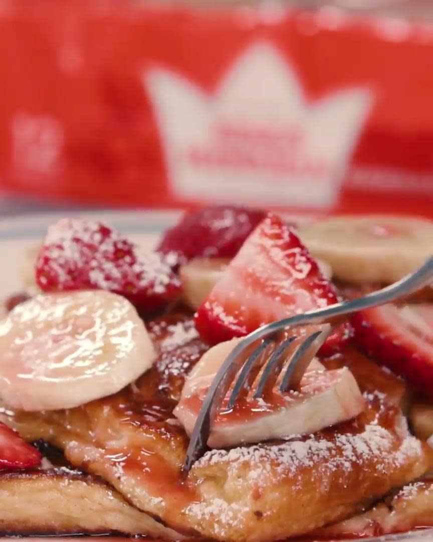 Ihop Strawberry Banana Kings Hawaiian French Toast Vertical Video