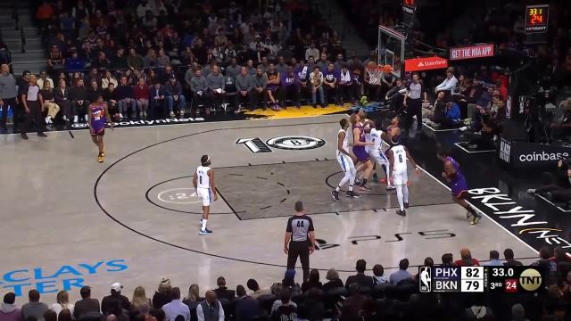 Torrey Craig with a 2-pointer vs the Brooklyn Nets