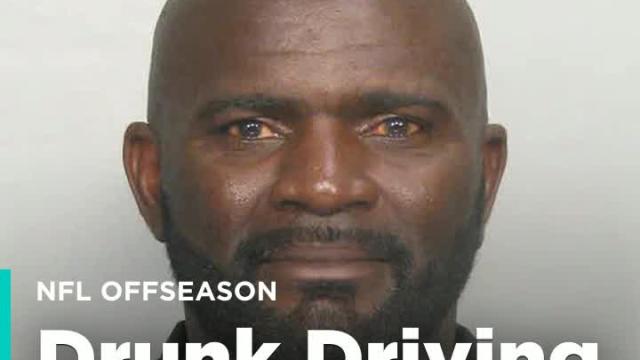Ex-NFL player Lawrence Taylor pleads guilty to Florida DUI