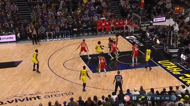 Rudy Gay with an and one vs the Atlanta Hawks