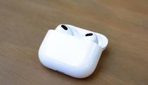 Apple AirPods in case