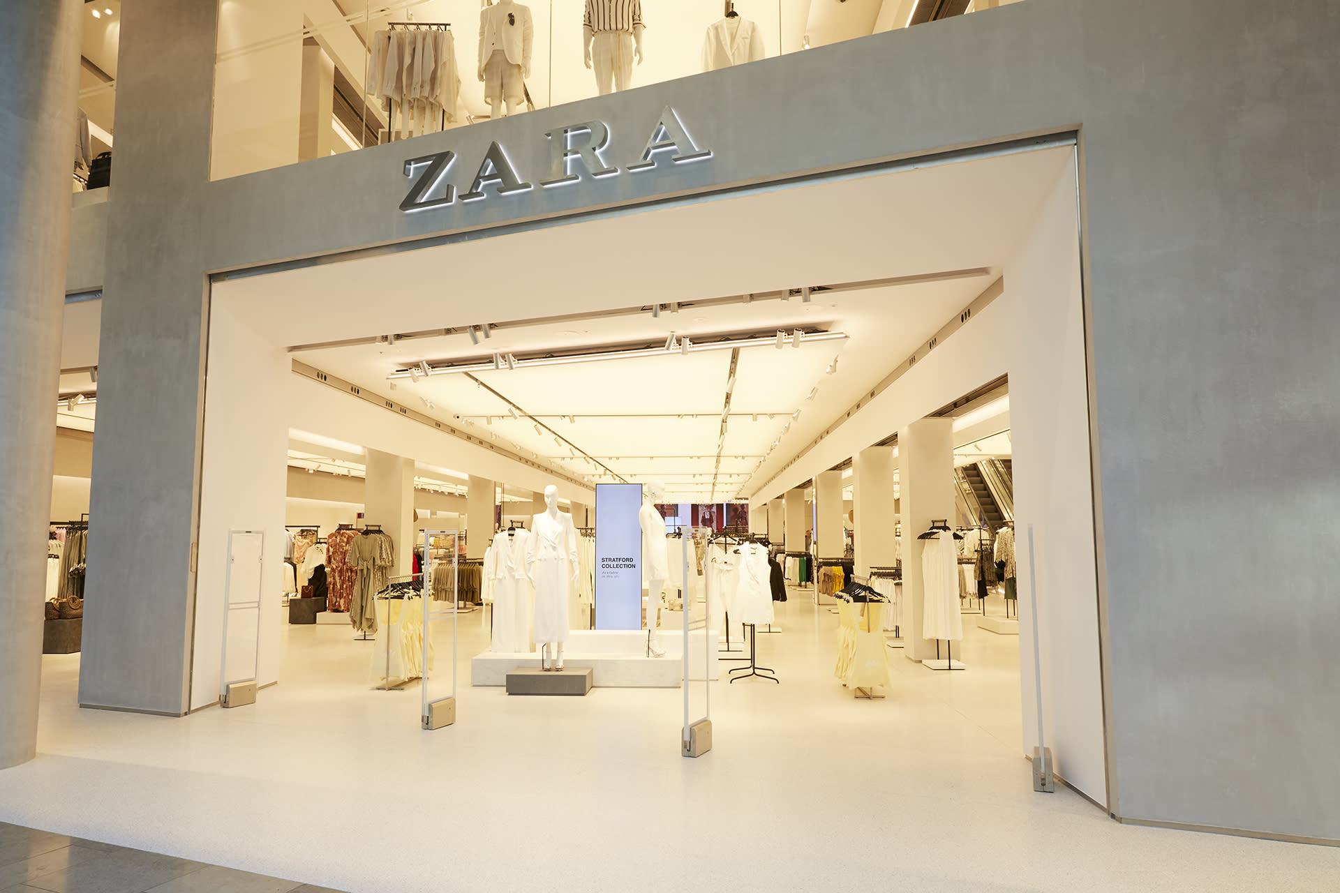 zara store in winnipeg