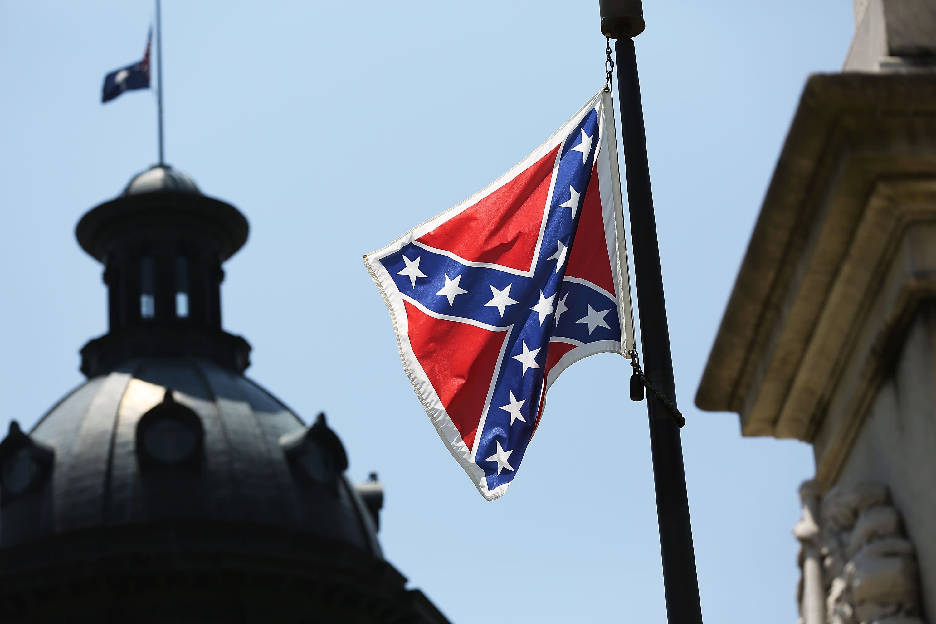 As South Carolina Debates Confederate Flag Controversy Spreads To Other States That Display It 0807