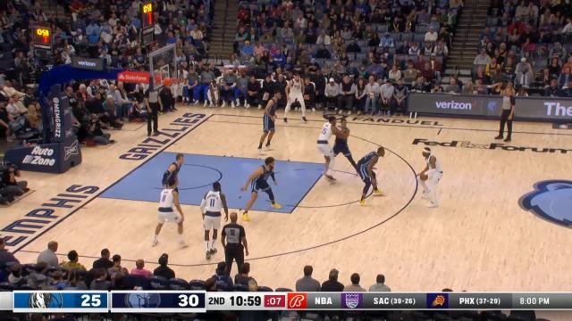 Jaden Hardy with a deep 3 vs the Memphis Grizzlies