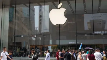 Apple faces a 'difficult situation' in China: Expert