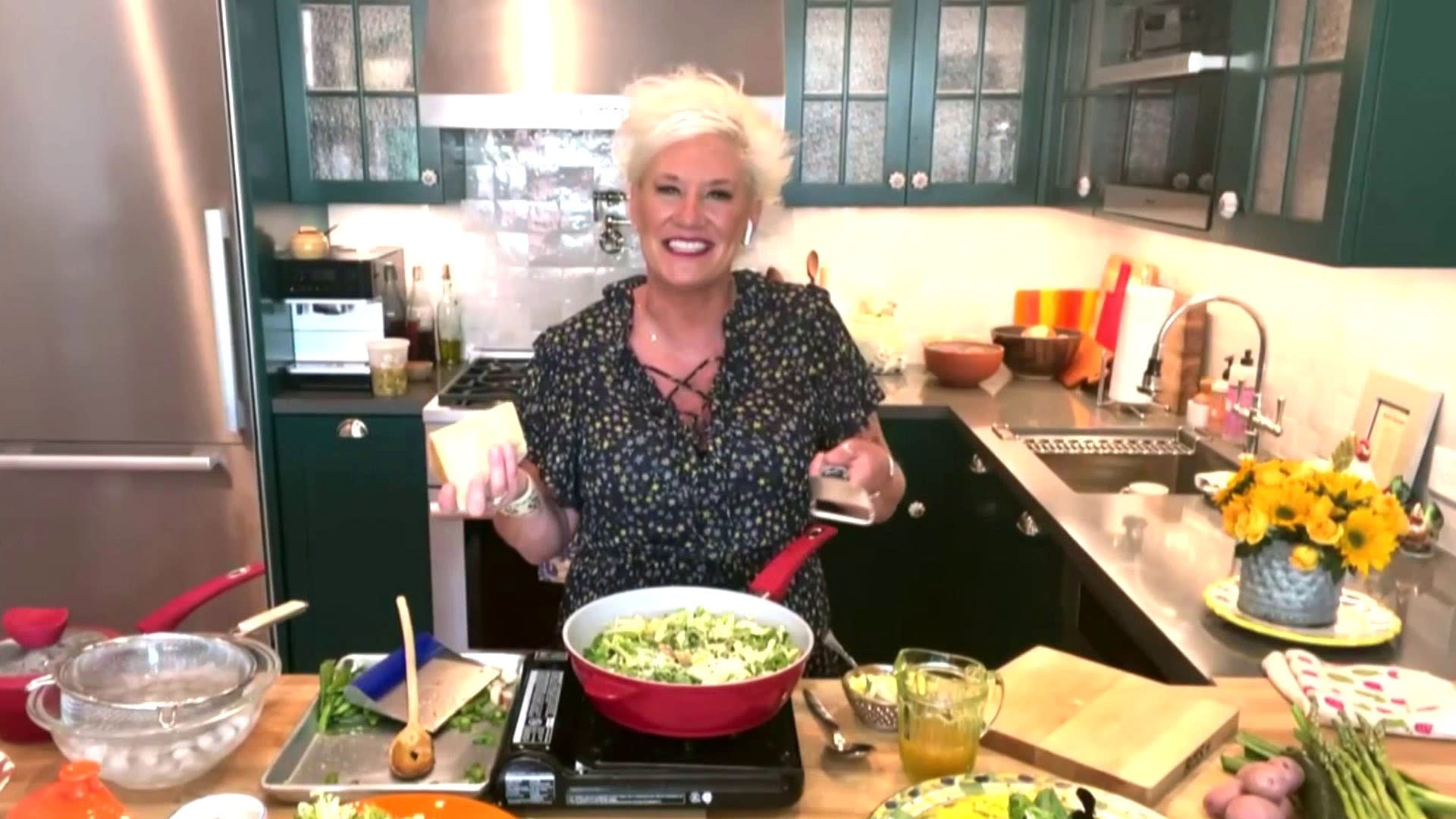 Chef Anne Burrell Dishes on Her Fairytale Wedding Weekend