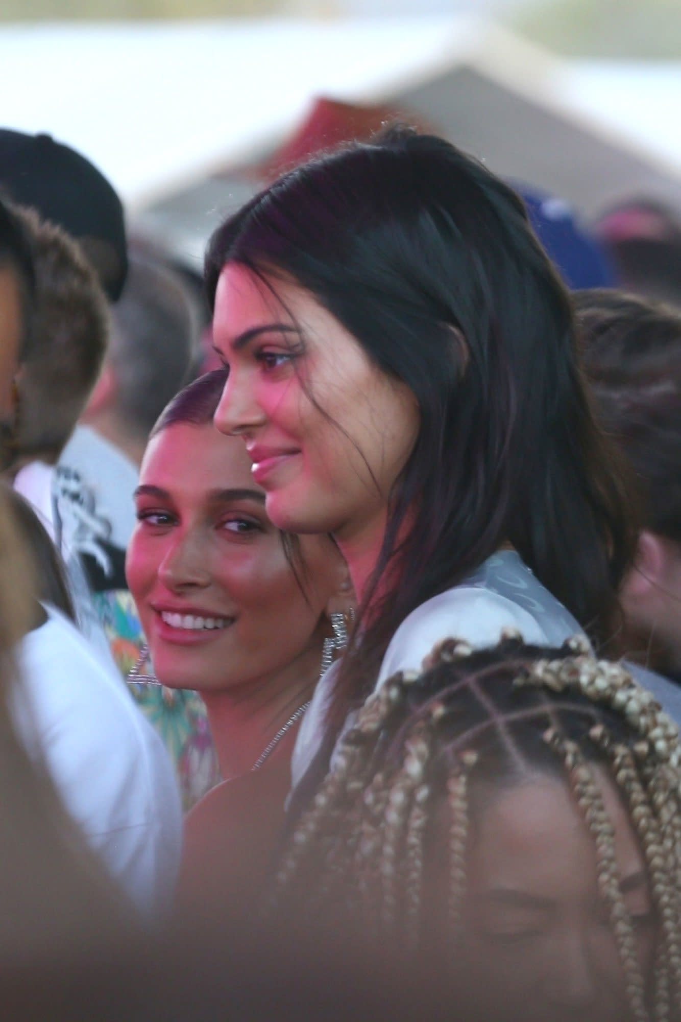 Hailey Baldwin Enjoys Coachella With Kendall Jenner After