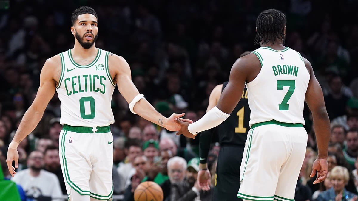 Jrue Holiday gives great insight into leadership of Tatum, Brown