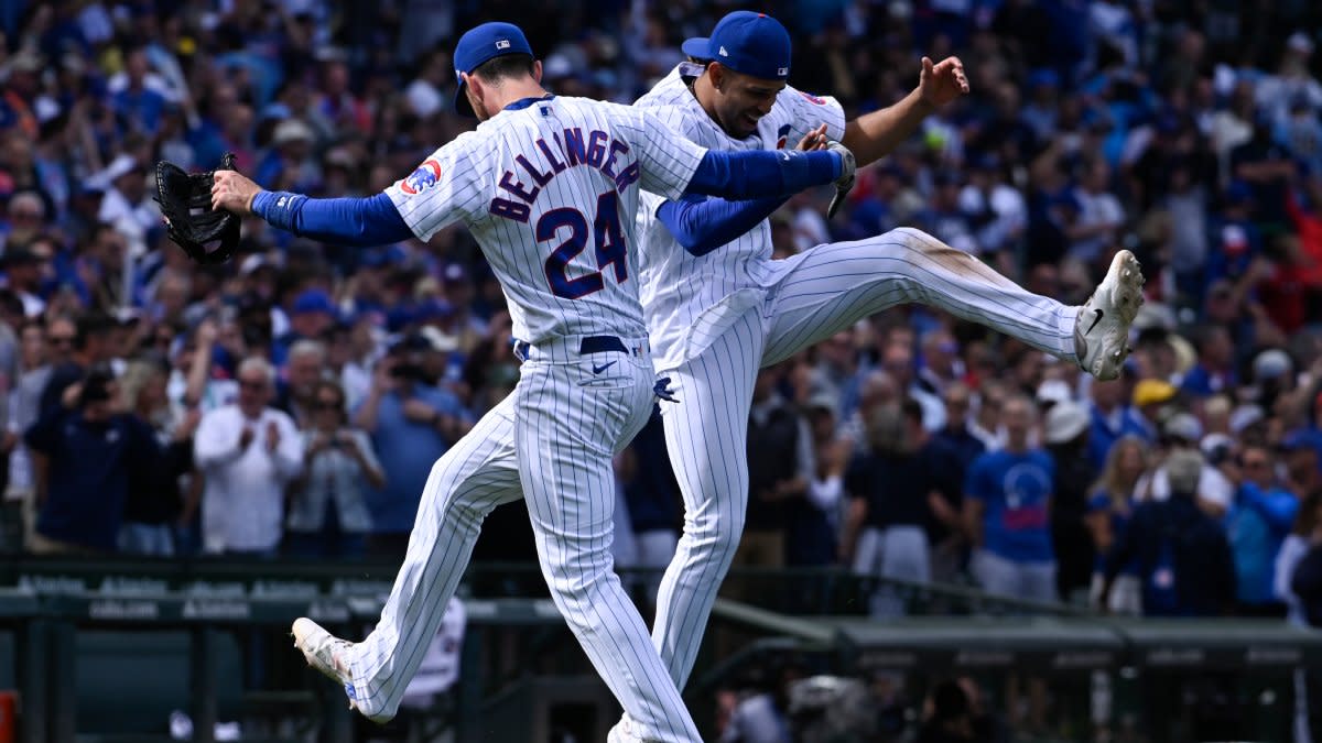 Cubs beat Pirates as Ian Happ provides heroics with winning single in 10th
