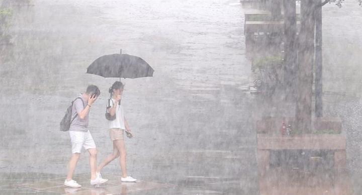 外出注意！5縣市大雨特報