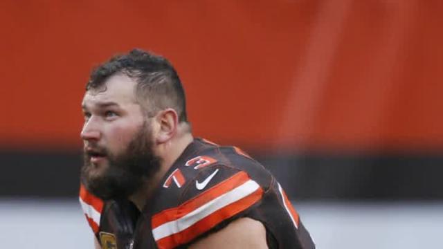 Watch: Browns' Joe Thomas struggles to name all the quarterbacks he's blocked for