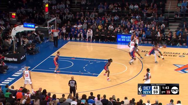 Jaden Ivey with a dunk vs the New York Knicks