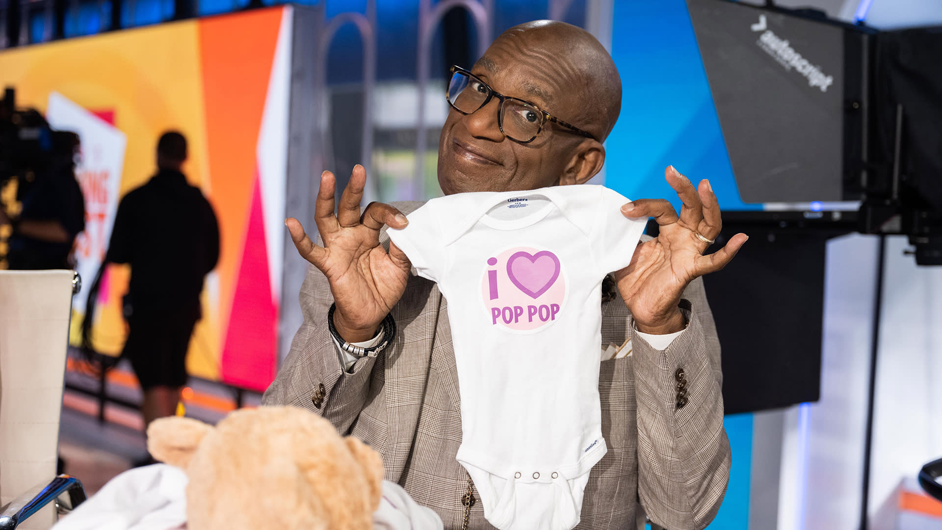 Al Roker, dressed as The Weeknd, presents the weather as TODAY